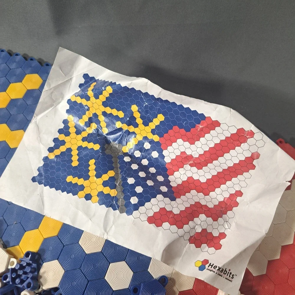 Hexabits building toy