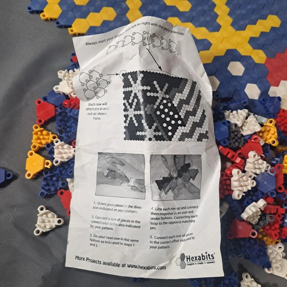 Hexabits building toy