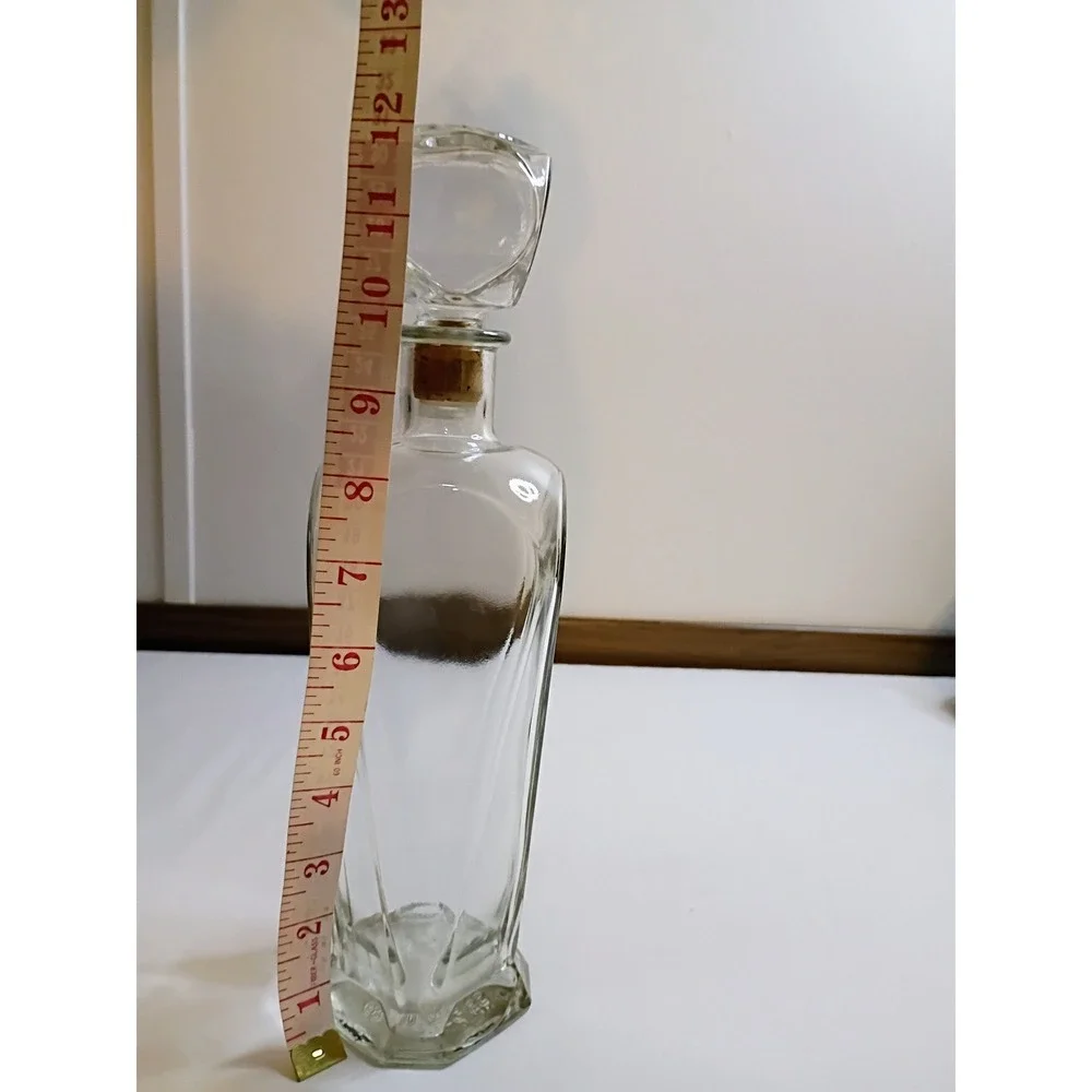 Clear Glass Decanter Bottle with Cork Stopper and‎ Unique Geometric Design