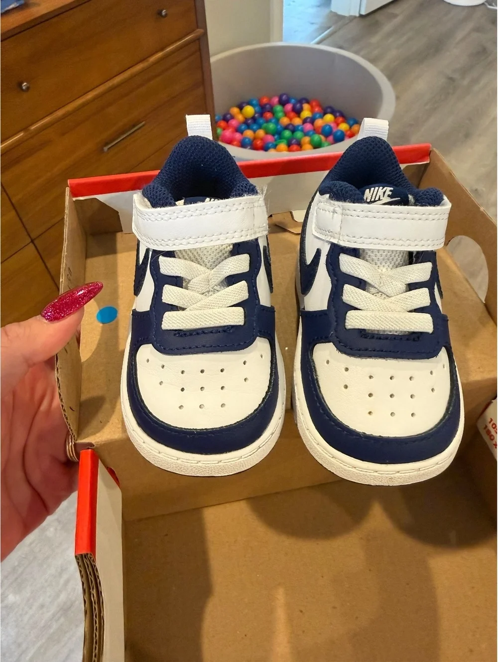 Nike sneakers takes
