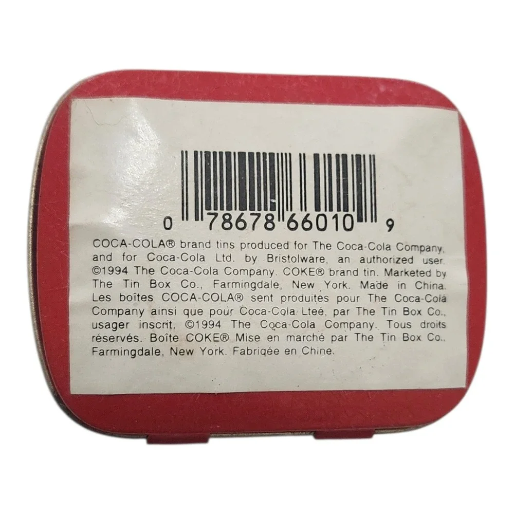 Vintage 1994 Coca-Cola‎ Small Hinged Tin Bristolware Beach Scene Red 66010-9