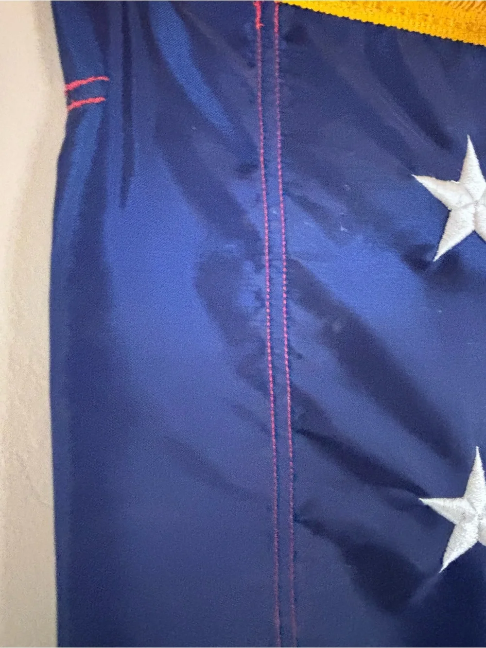 Unbranded classic american