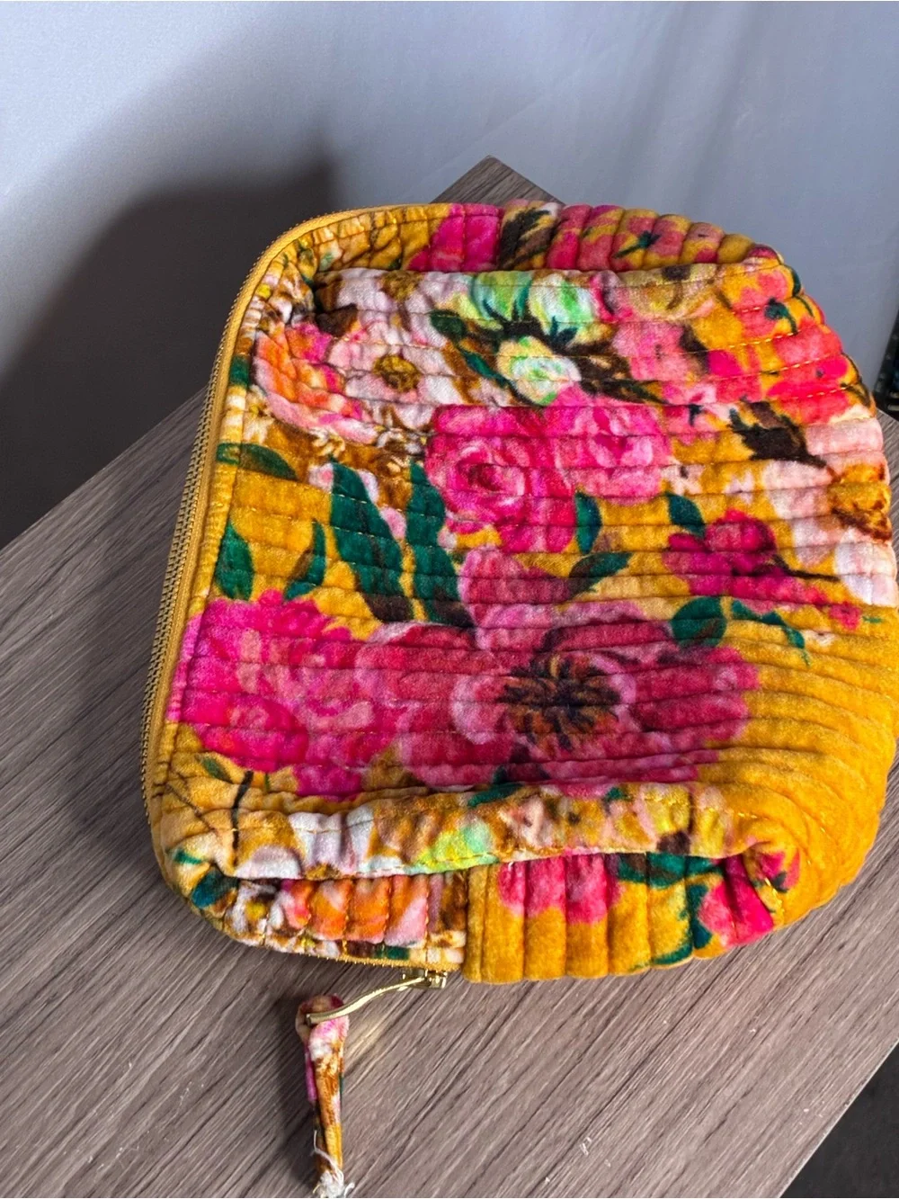 Powder stylish quilted