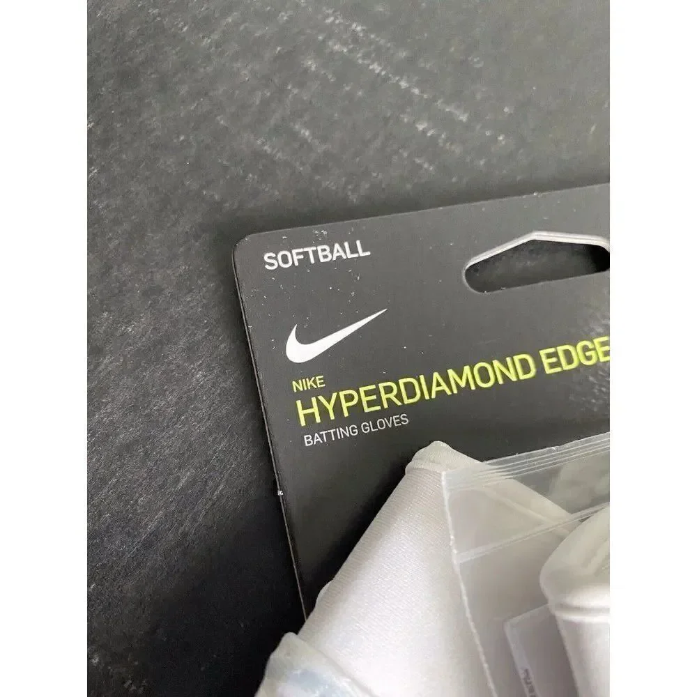 Nike hyperdiamond edge