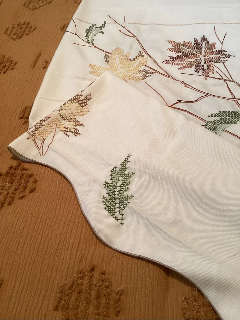 N/A classic embroidered