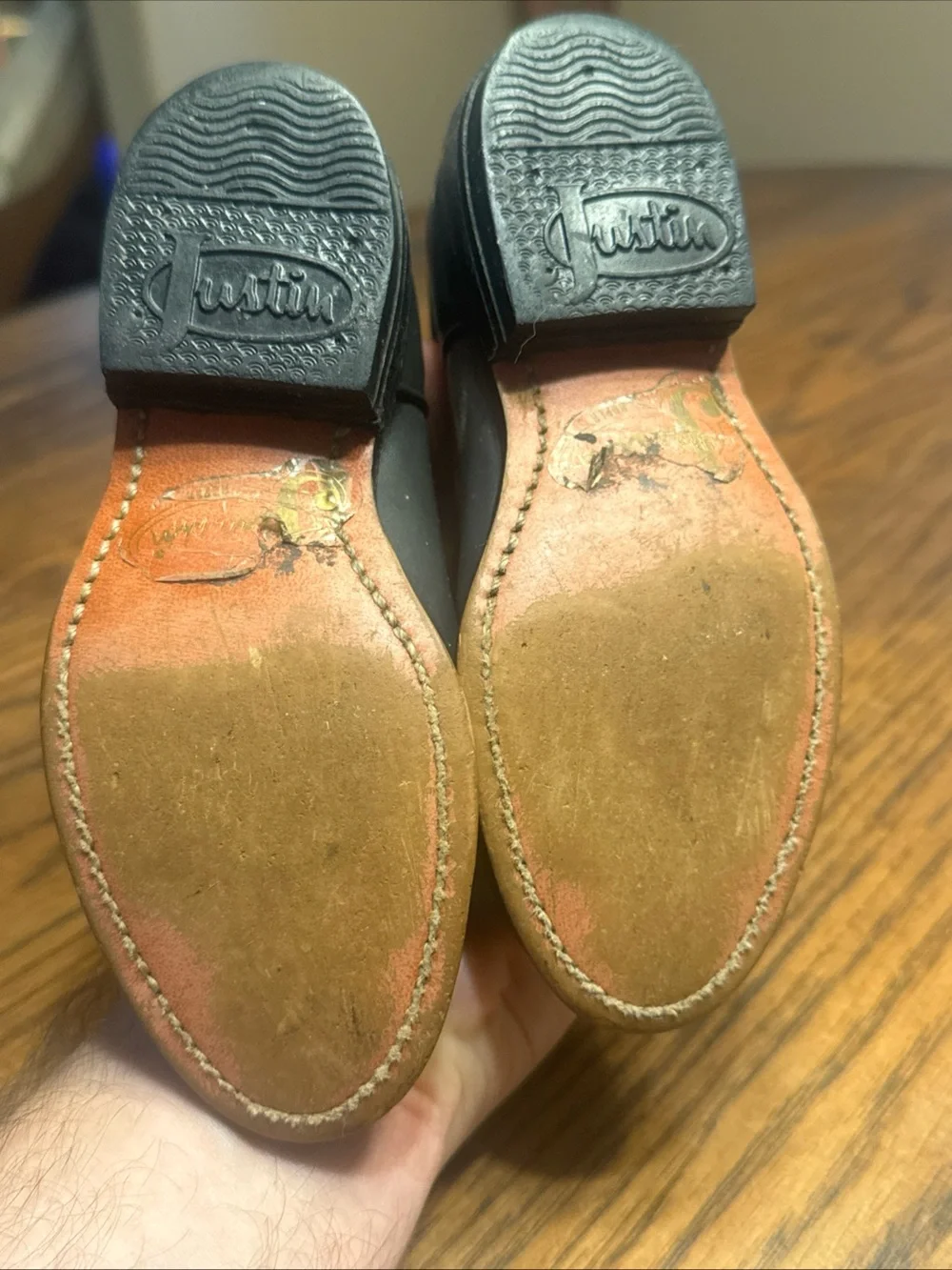 Justin Boots product pair
