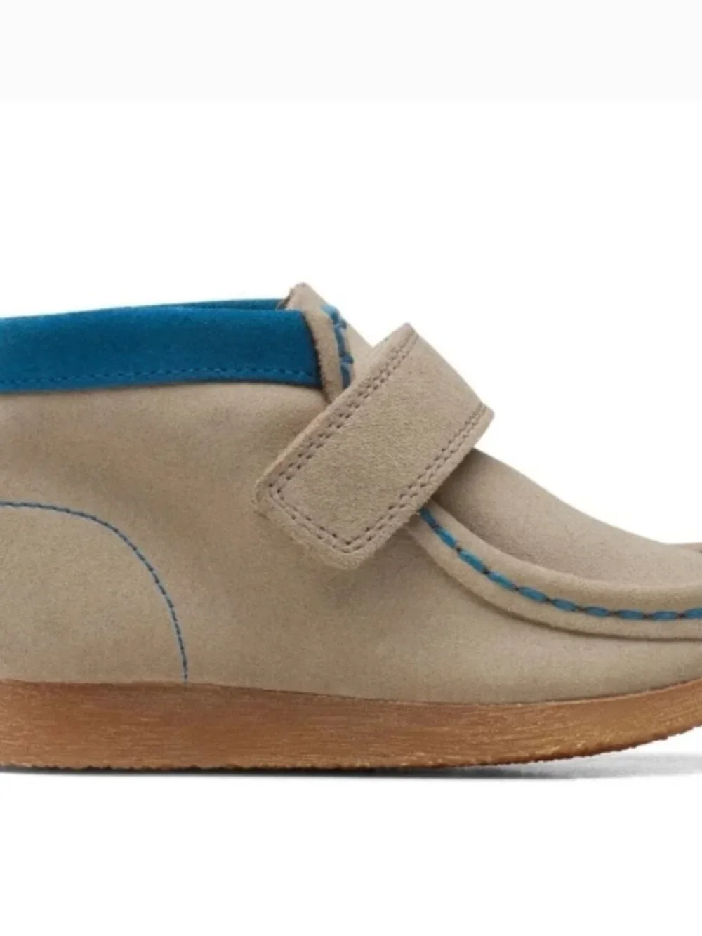 Clarks wide suede
