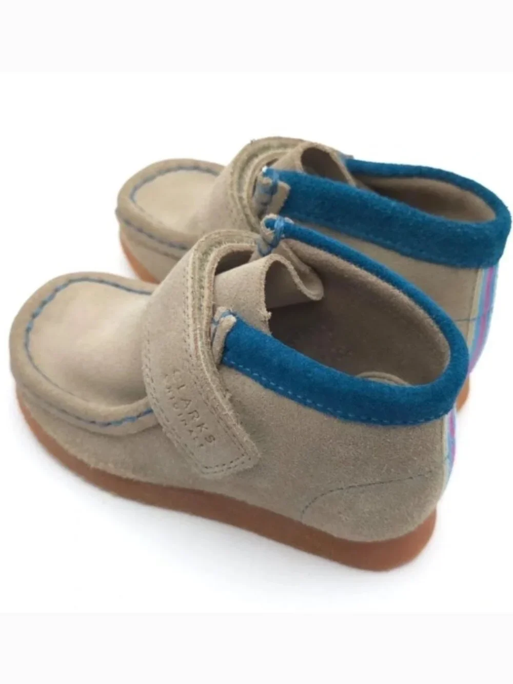 Clarks wide suede