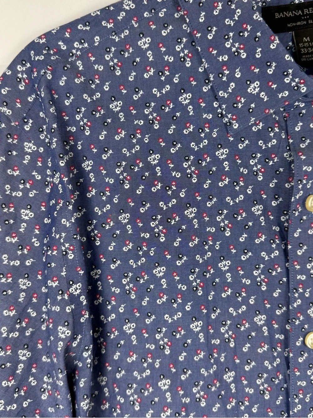Banana Republic stylish banana