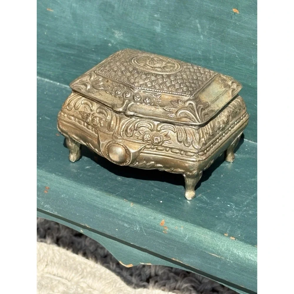 N/A silver metal