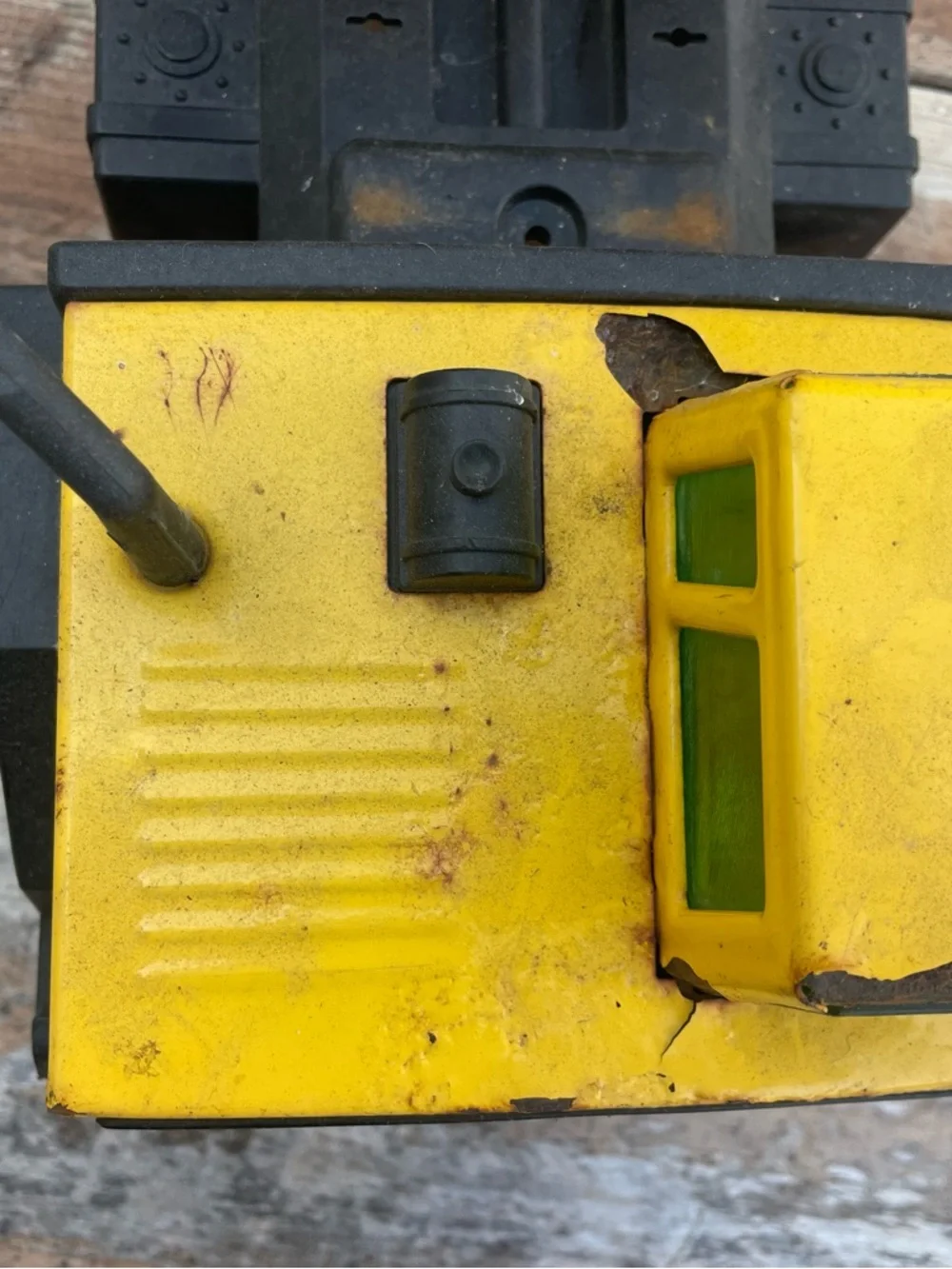 Tonka durable yellow