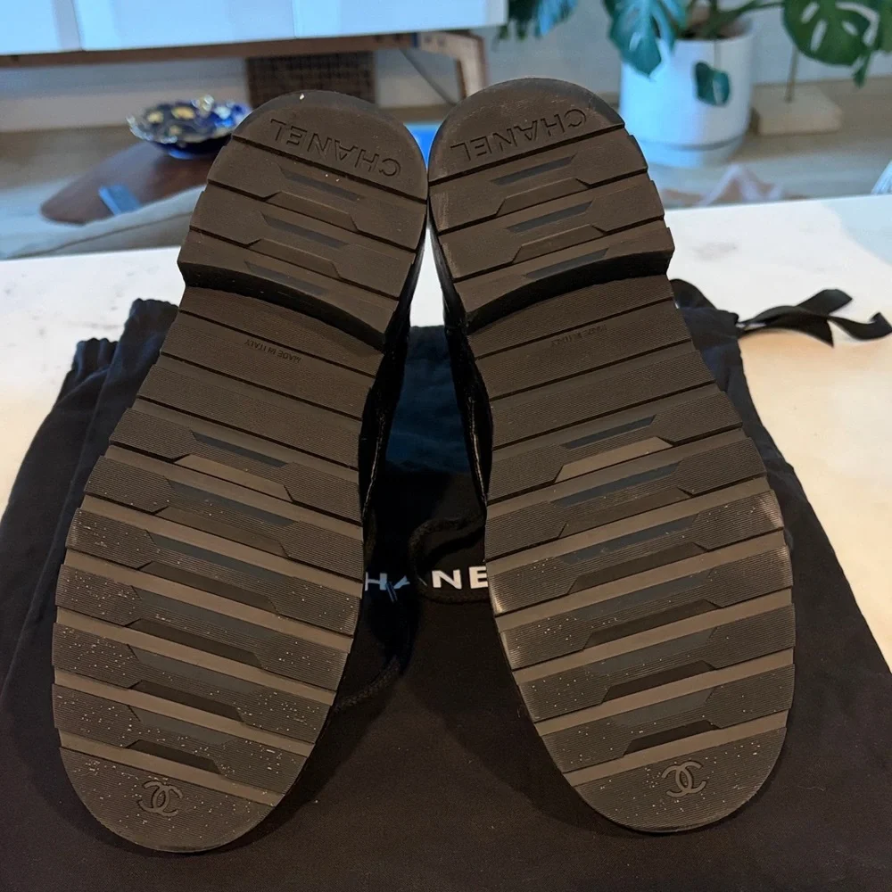 CHANEL 21a combat