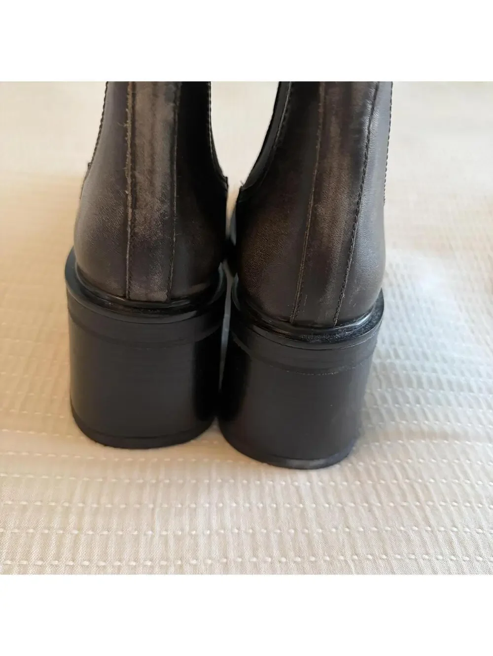Steve Madden leather chelsea
