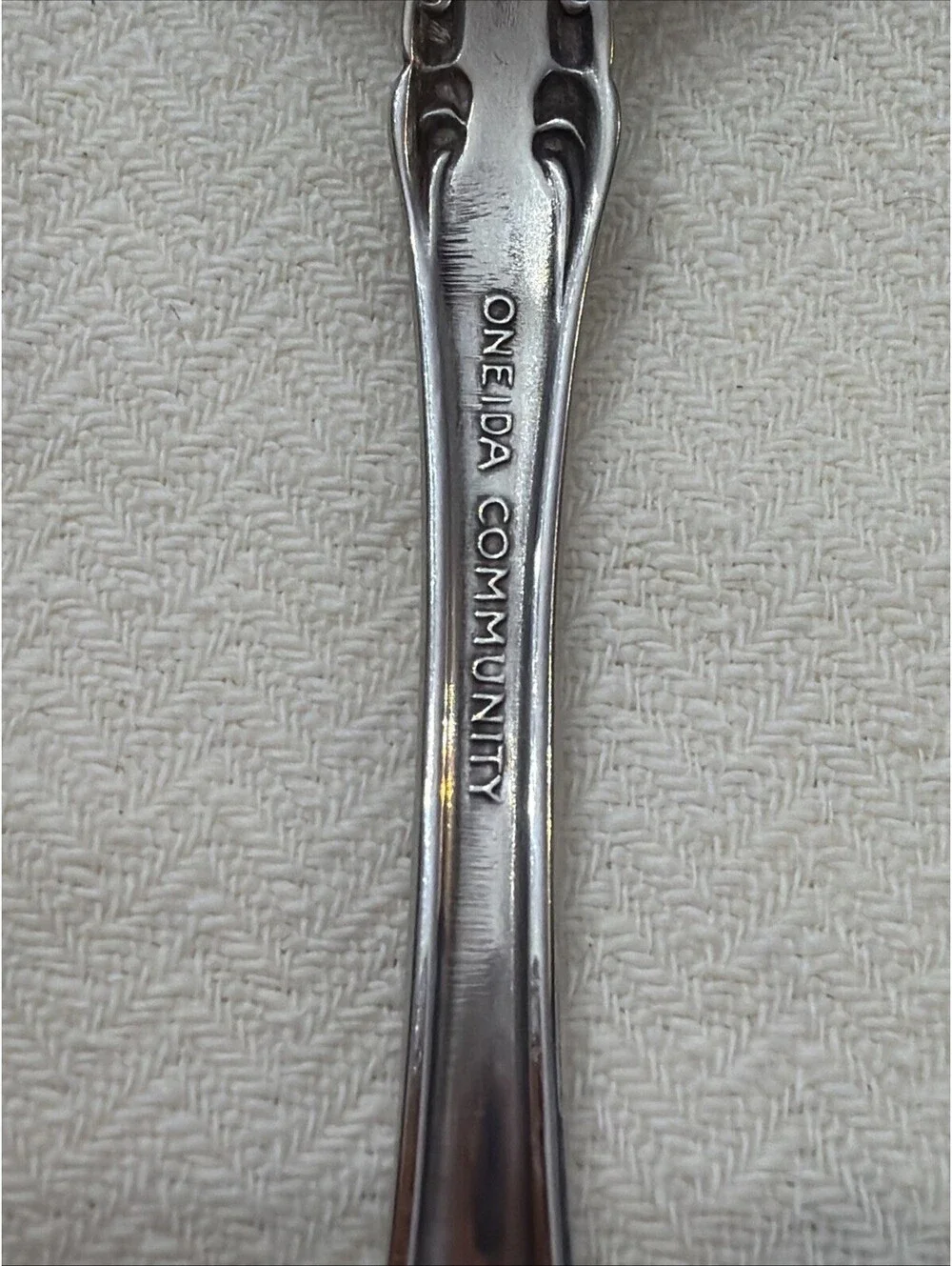 Oneida silver roses community