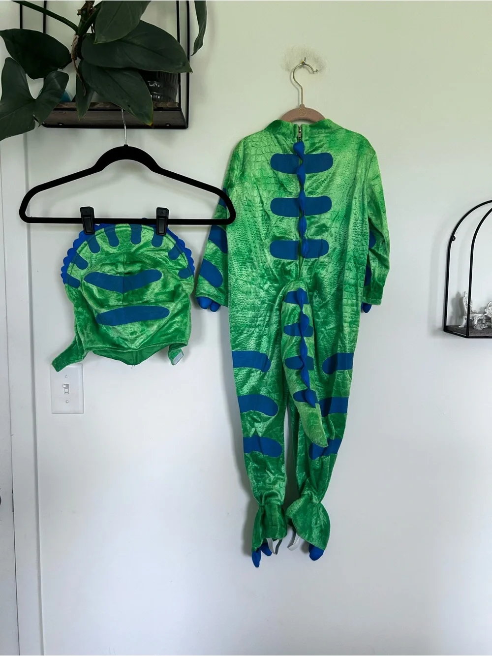 Spooktacular Creations nwot spooktacular