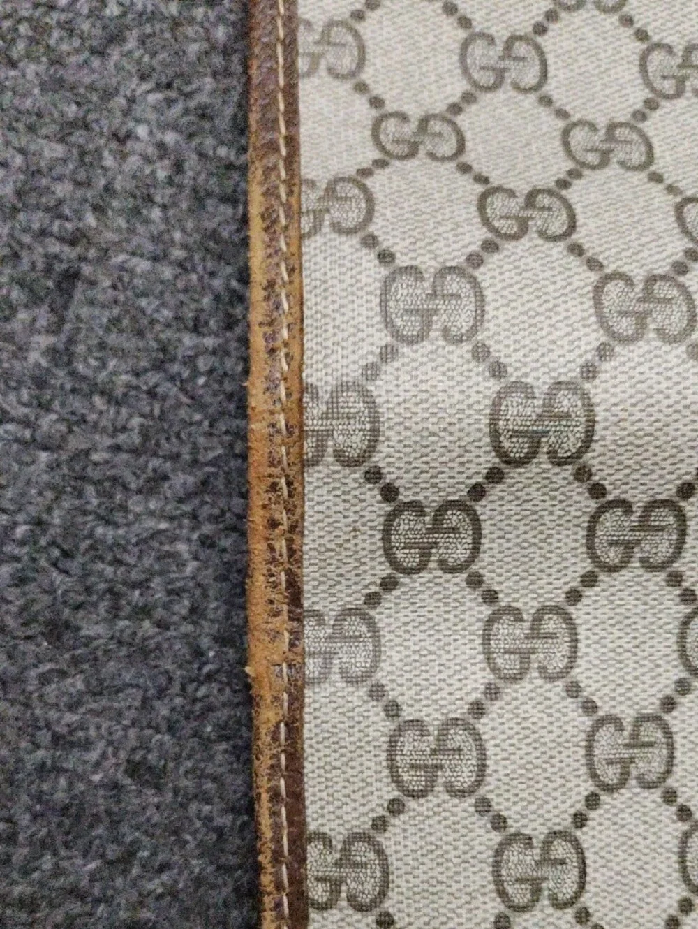 Gucci gg supreme
