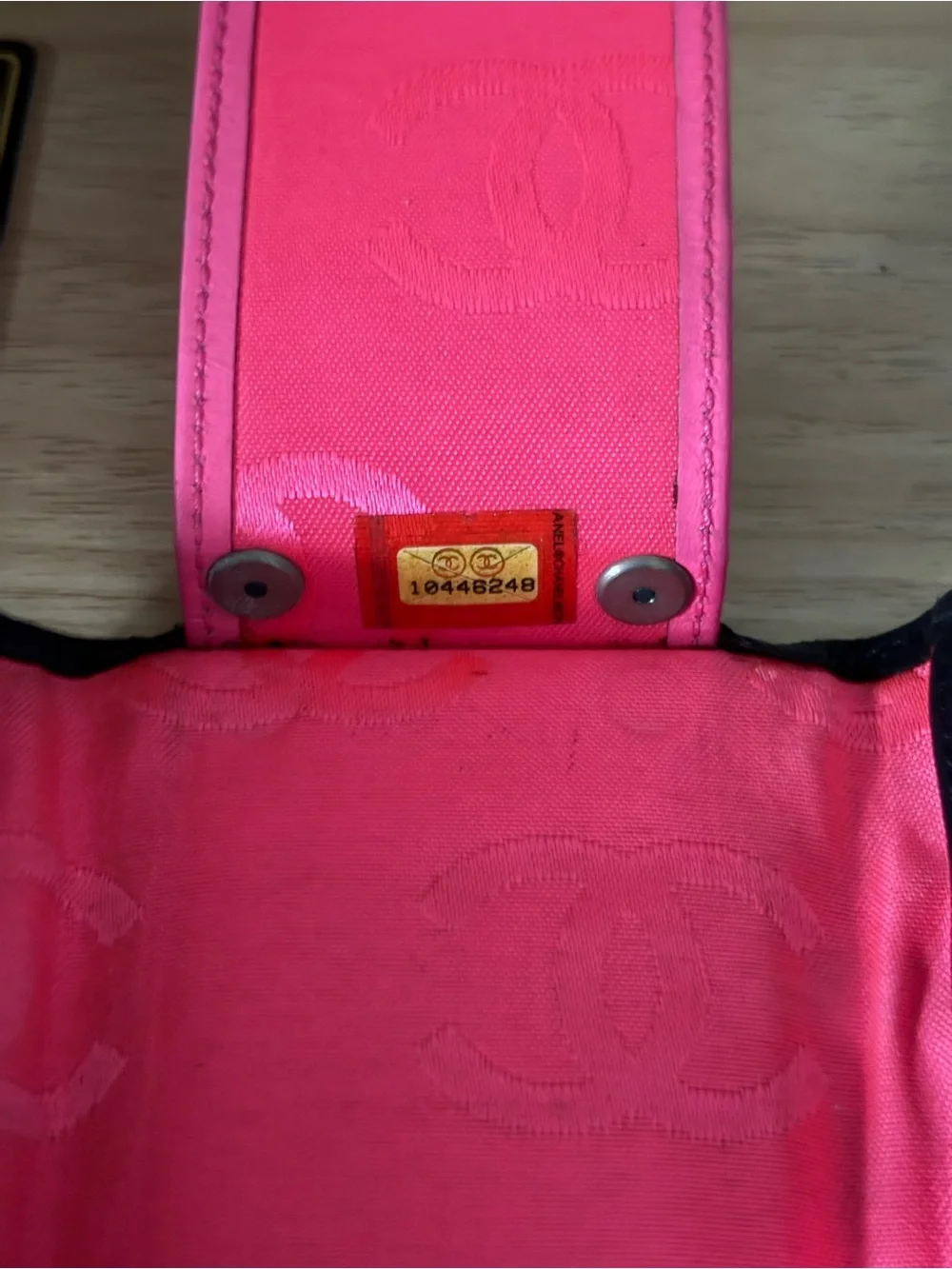 CHANEL vintage key
