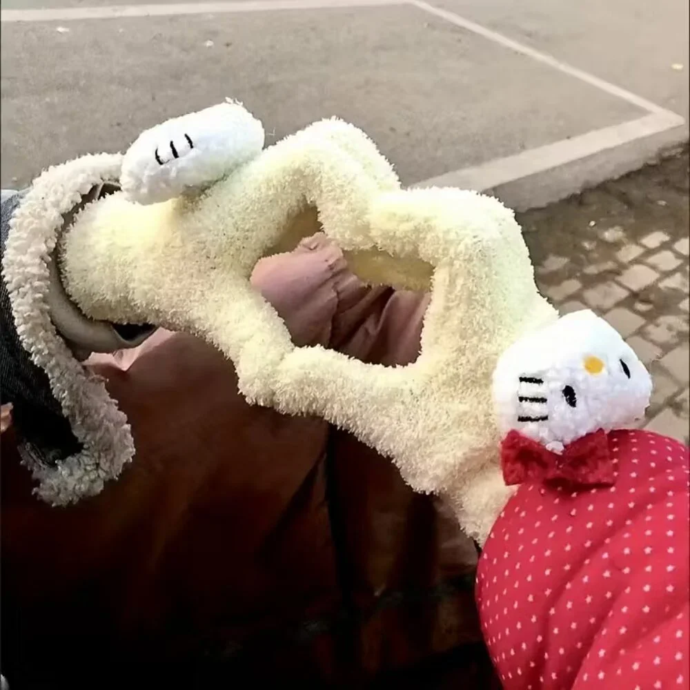 Hello Kitty please make