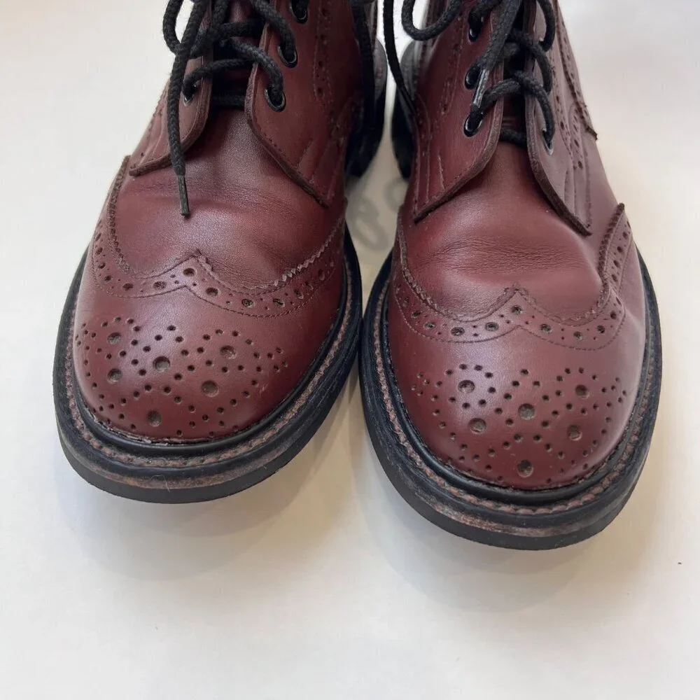 Trickers •	size uk