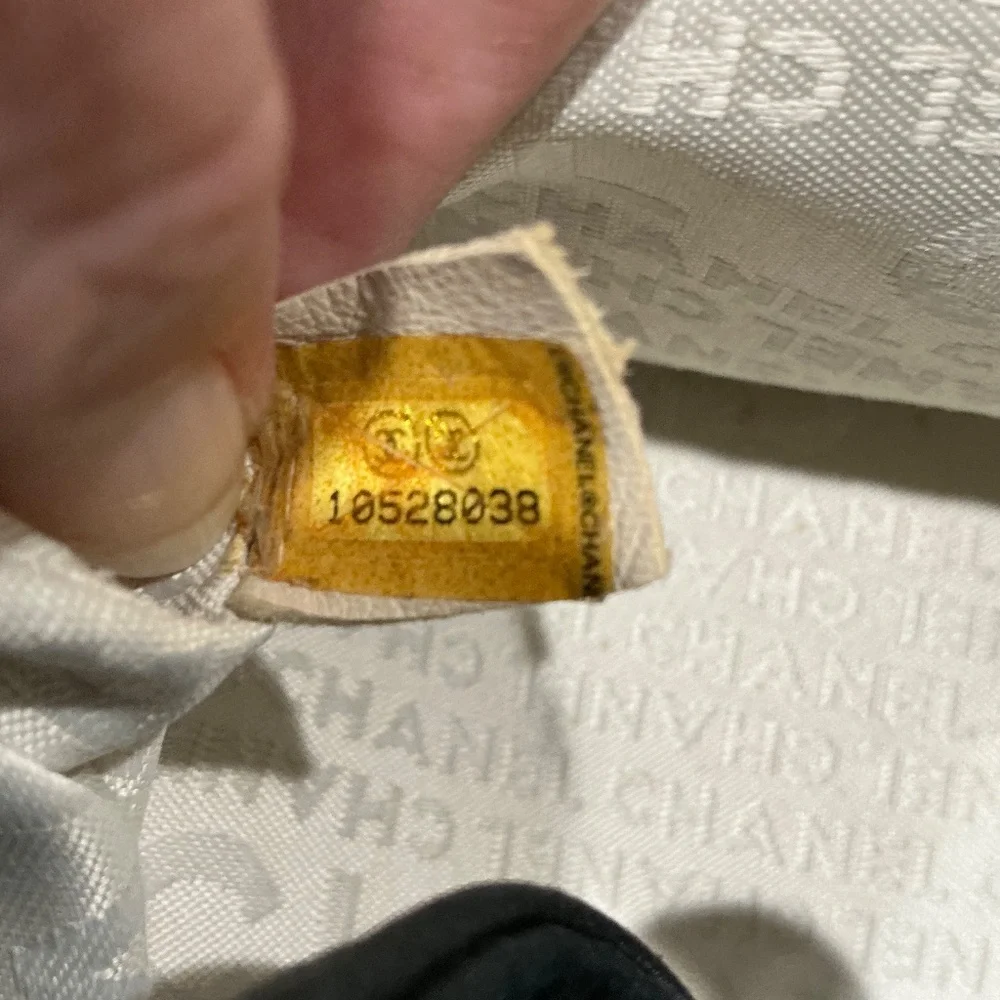 CHANEL classic bucket