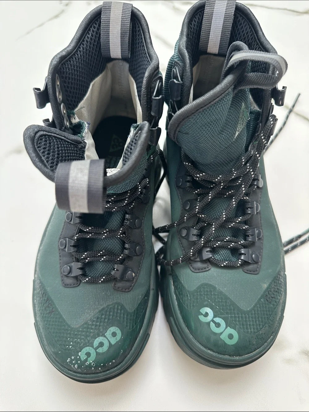 Nike rugged acg