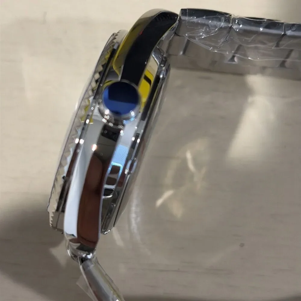 Invicta objet art