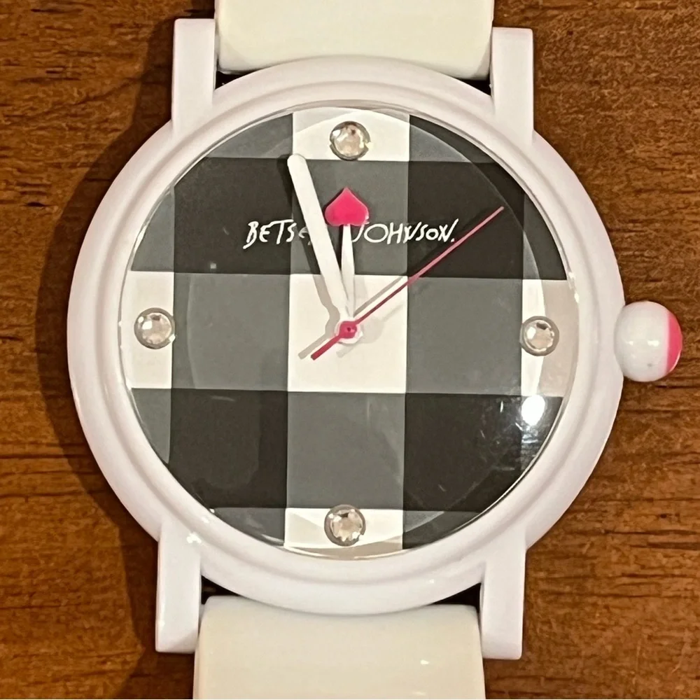Betsey Johnson betsey johnson