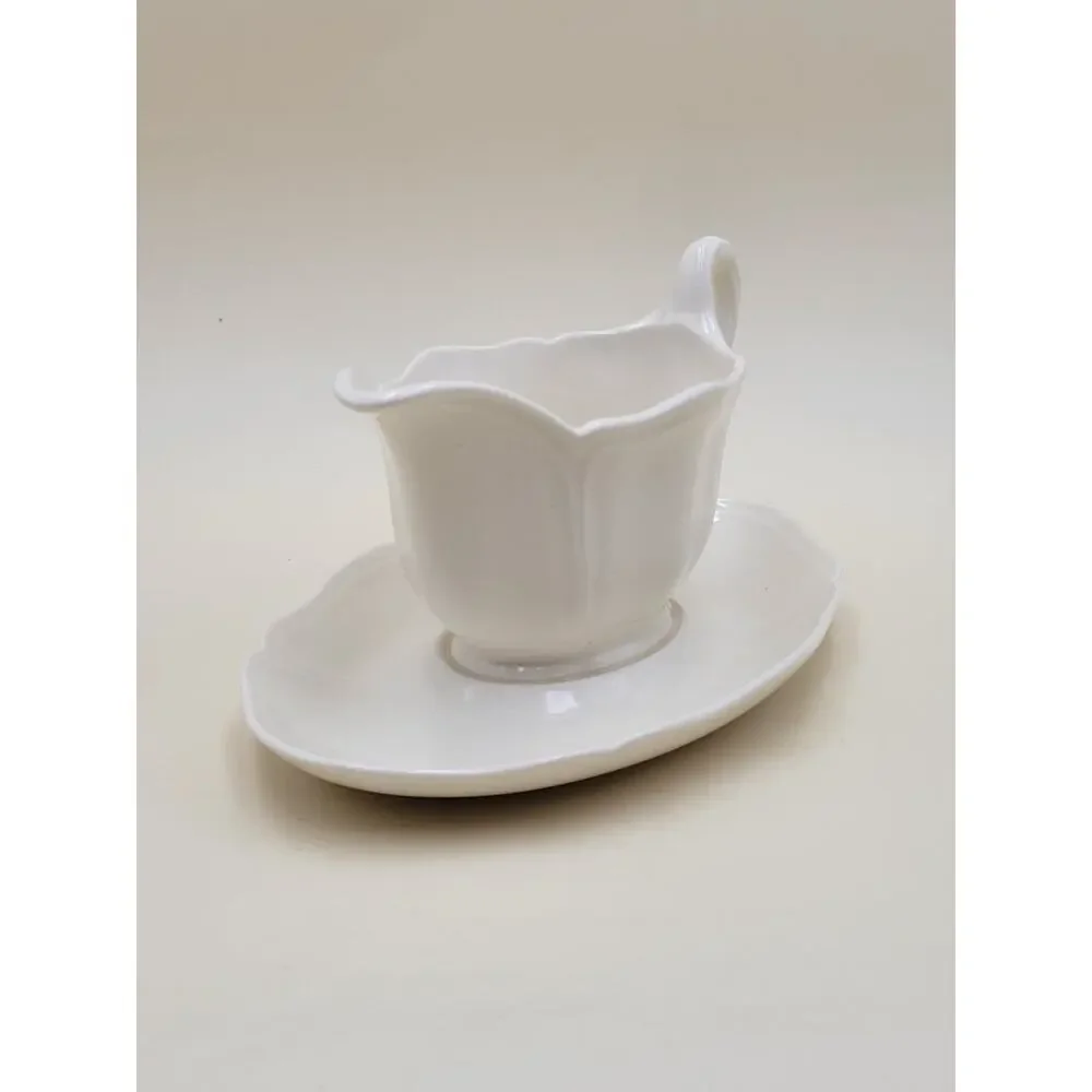 Wedgwood ceramic gravy