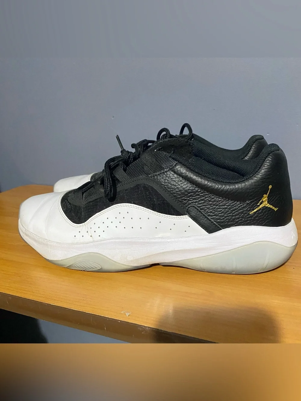 Jordan Men's Black, White & Gold Low-Top Sneakers