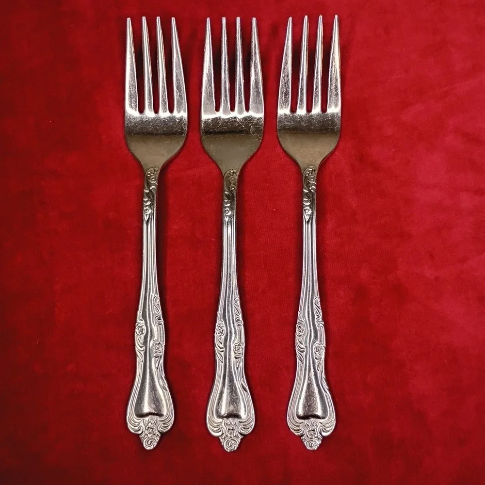 3 Salad Forks Oneida AZALEA Stainless Flatware 6 3/4