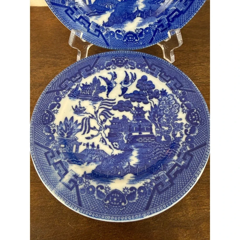 Blue Willow vintage pair