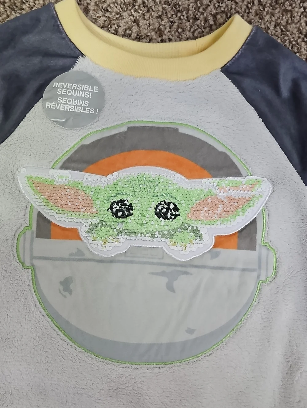 DISNEY THE MANDALORIAN BABY YODA FLEECE PAJAMA TOP BFPM-08-013