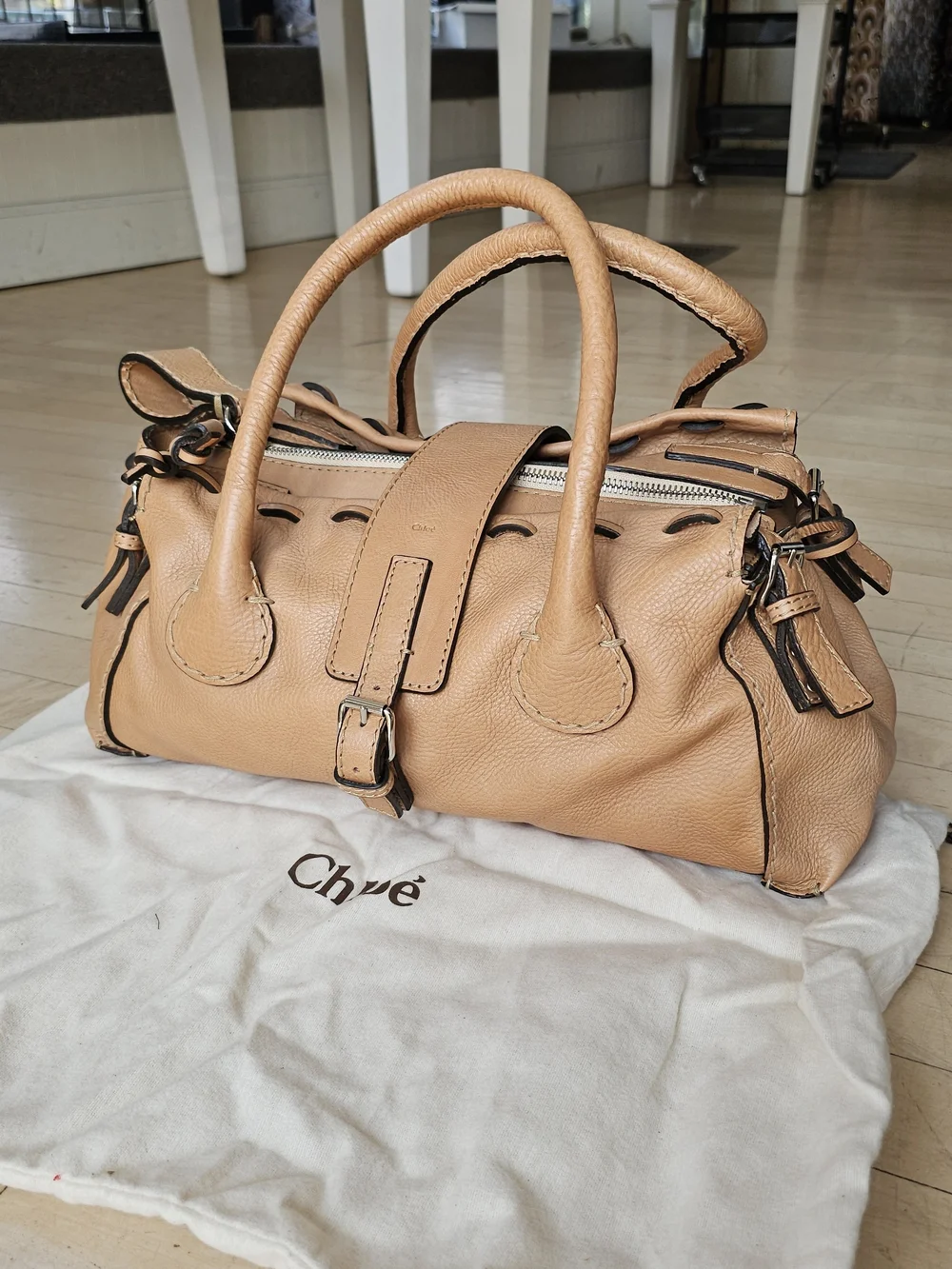 Chloe Vintage Y2K Edith Tan Leather Satchel Bag Purse Oblong Designer Handbag