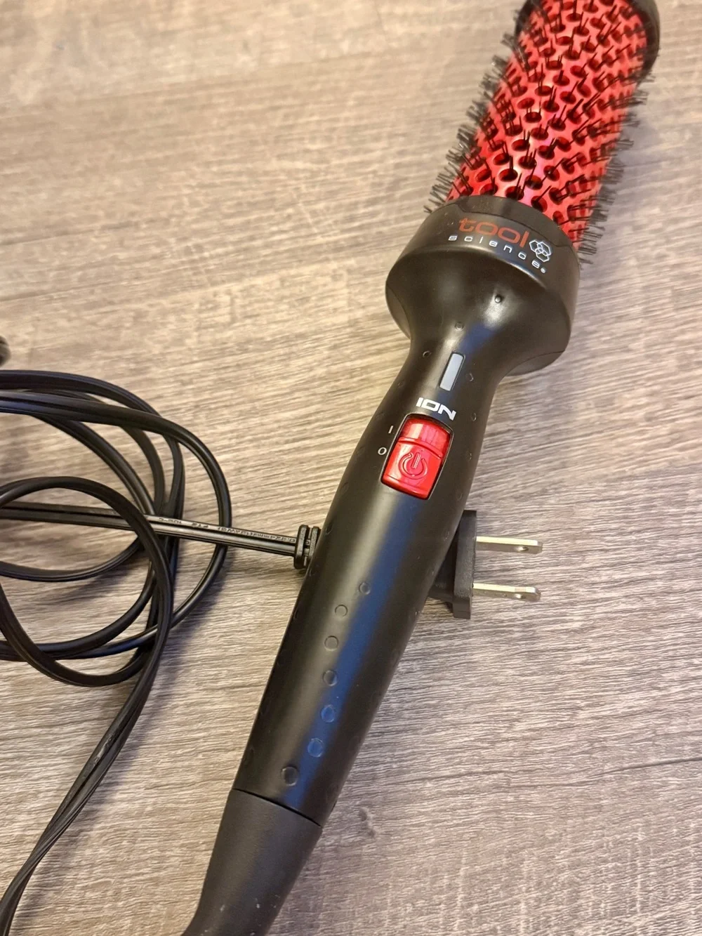 Red Ionic Round Brush Hair Styler