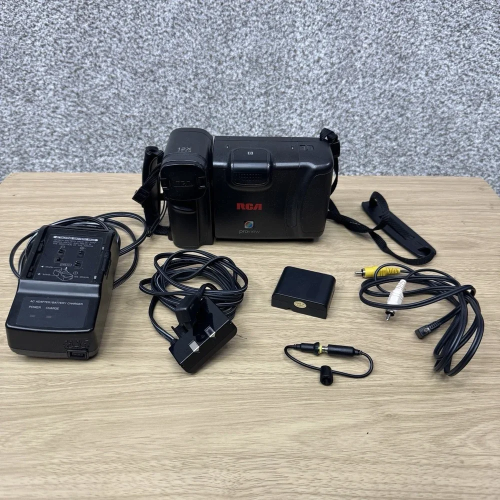 RCA ProView PROV712 Camcorder‎ W/ Accessories Tested Working