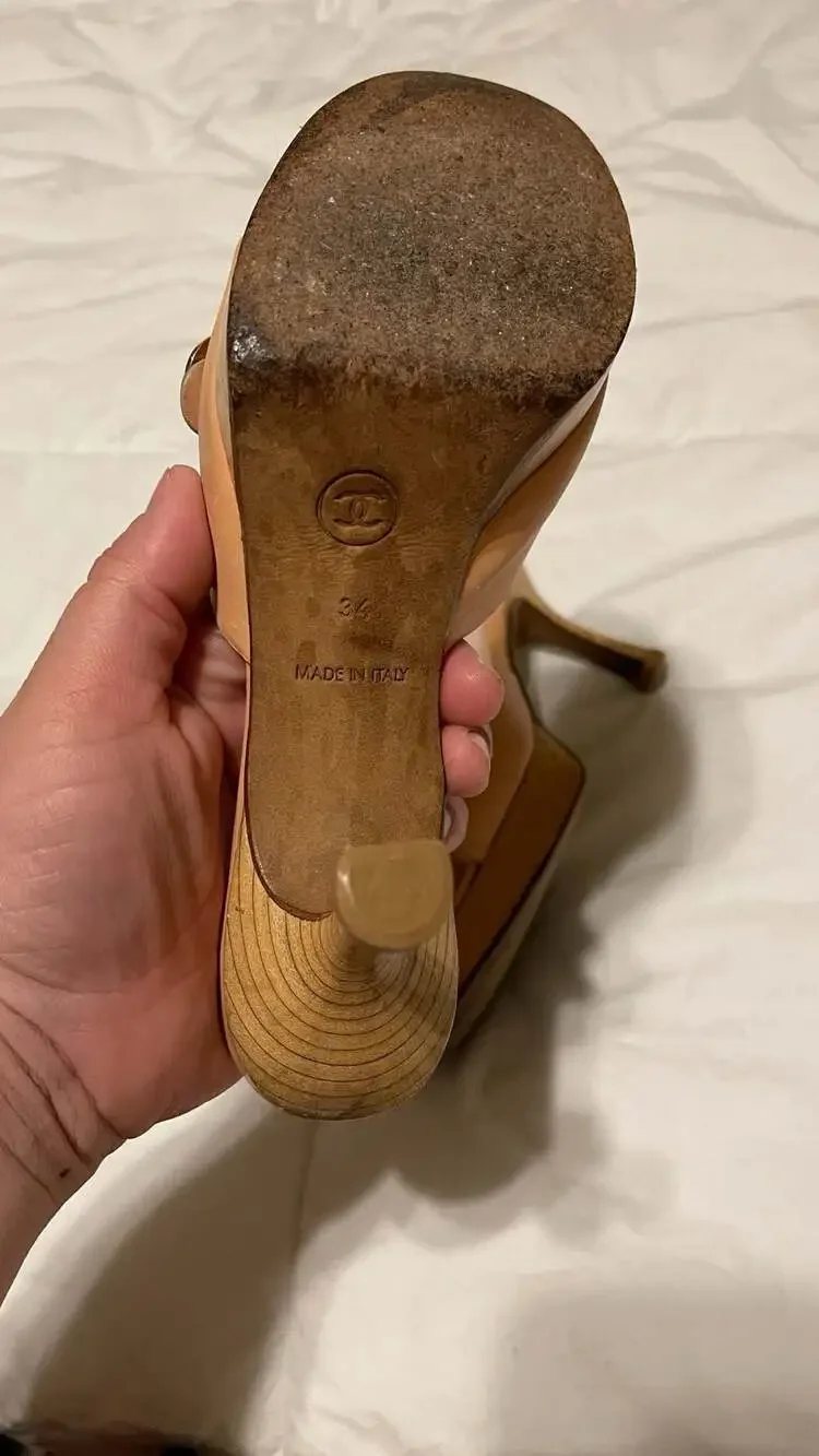 CHANEL vintage mule