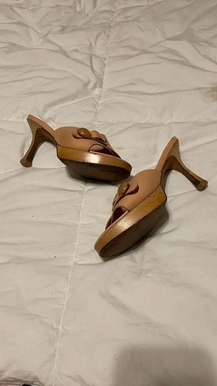 CHANEL vintage mule