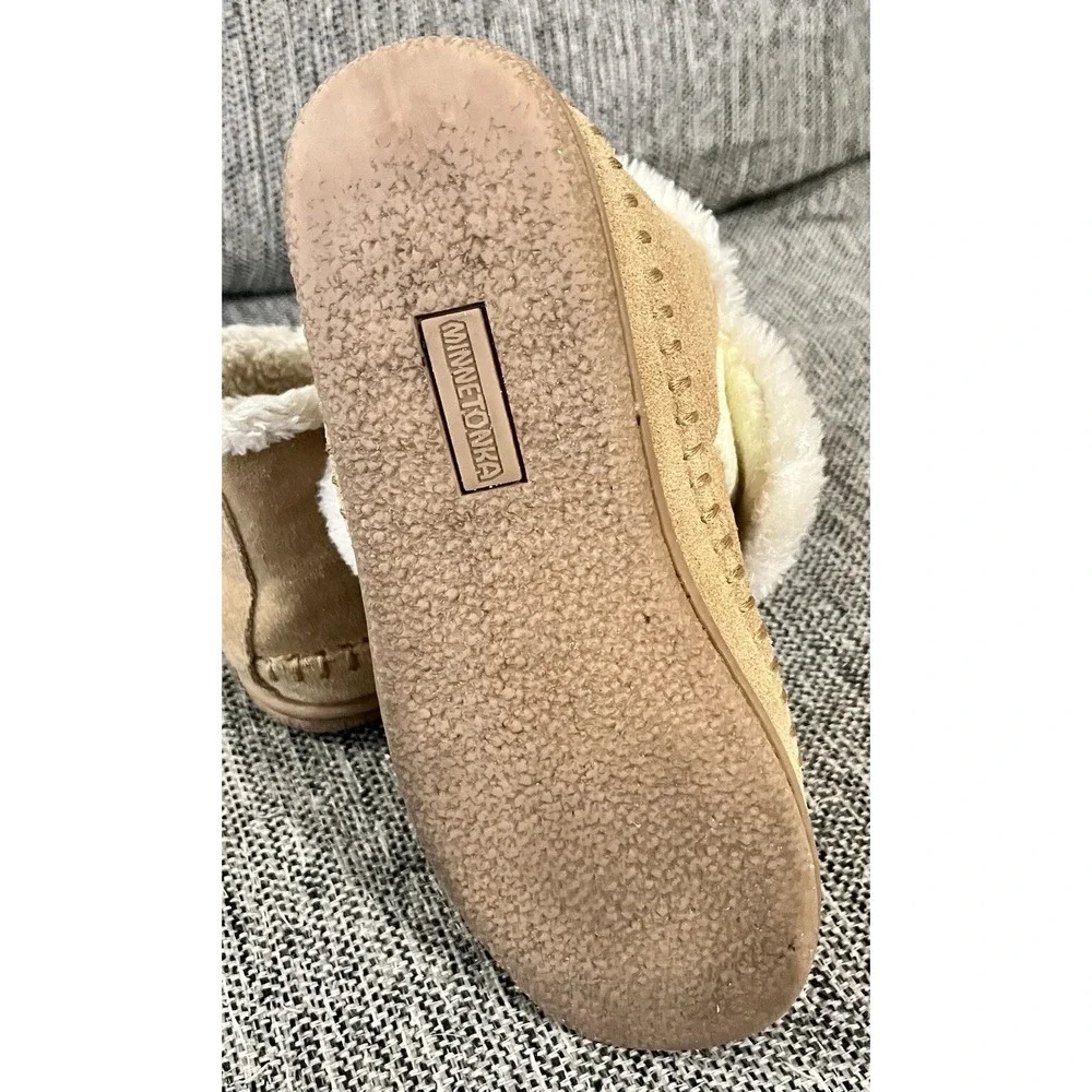 Minnetonka men suede