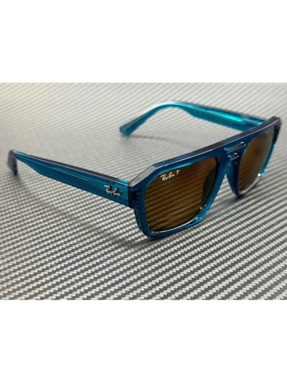 Ray-Ban new tags