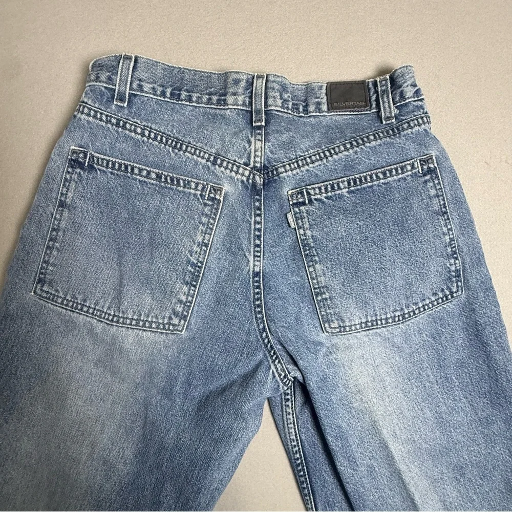 Levis excellent no