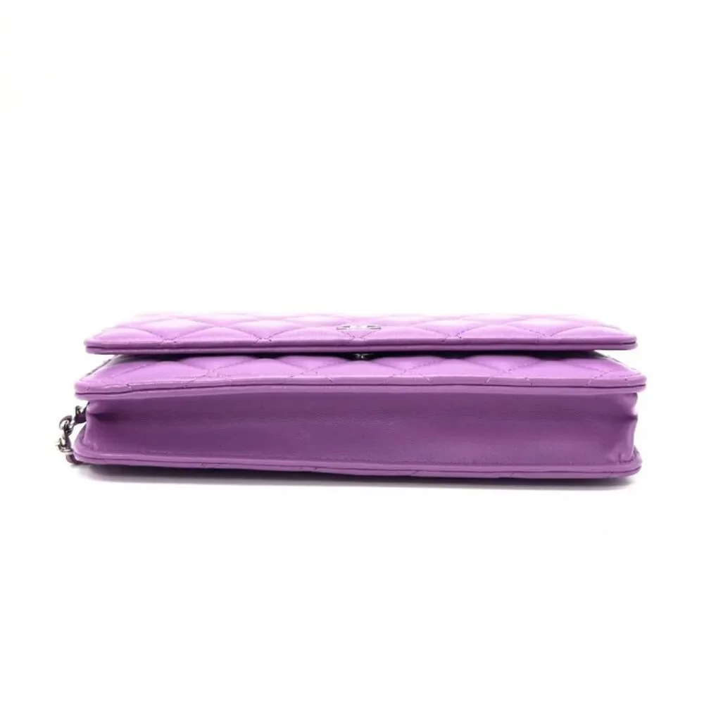 CHANEL brand color