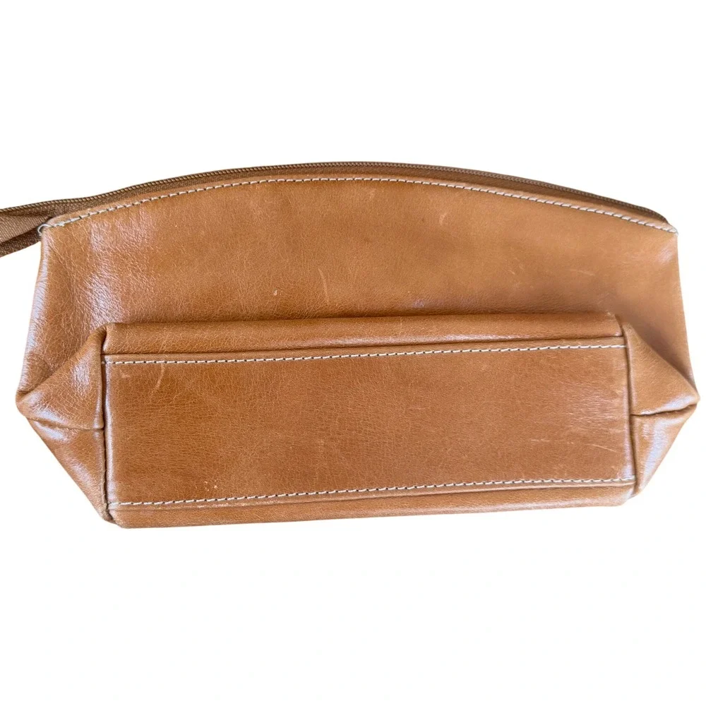 Prüne leather cosmetic