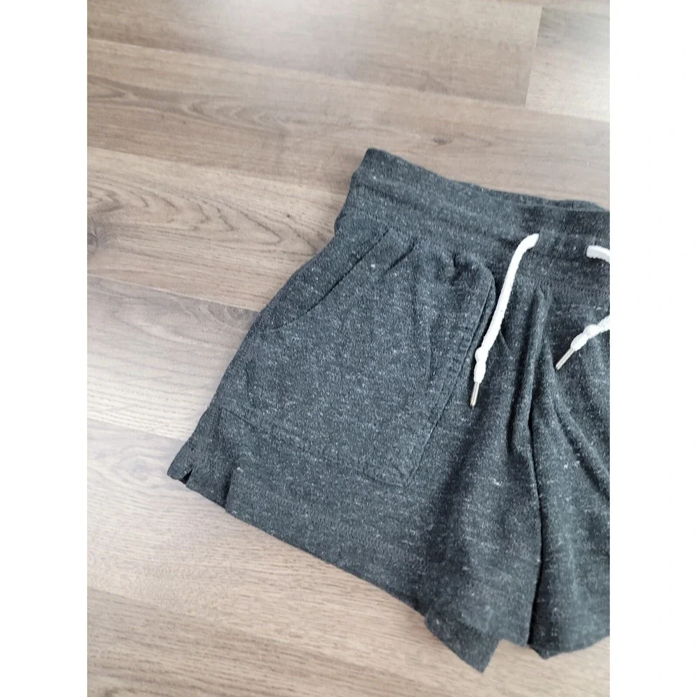 Nike item description