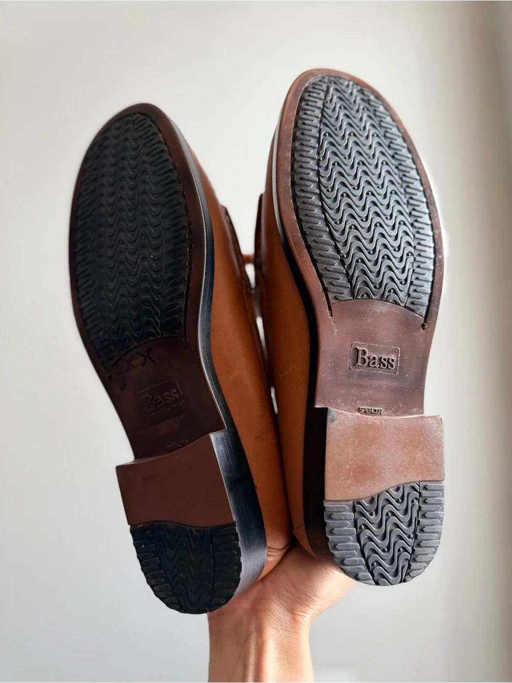 G.H. Bass & Co. classic slip