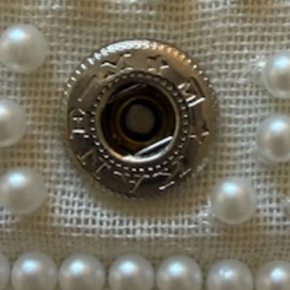 Vintage M.M. Kane beautiful piece