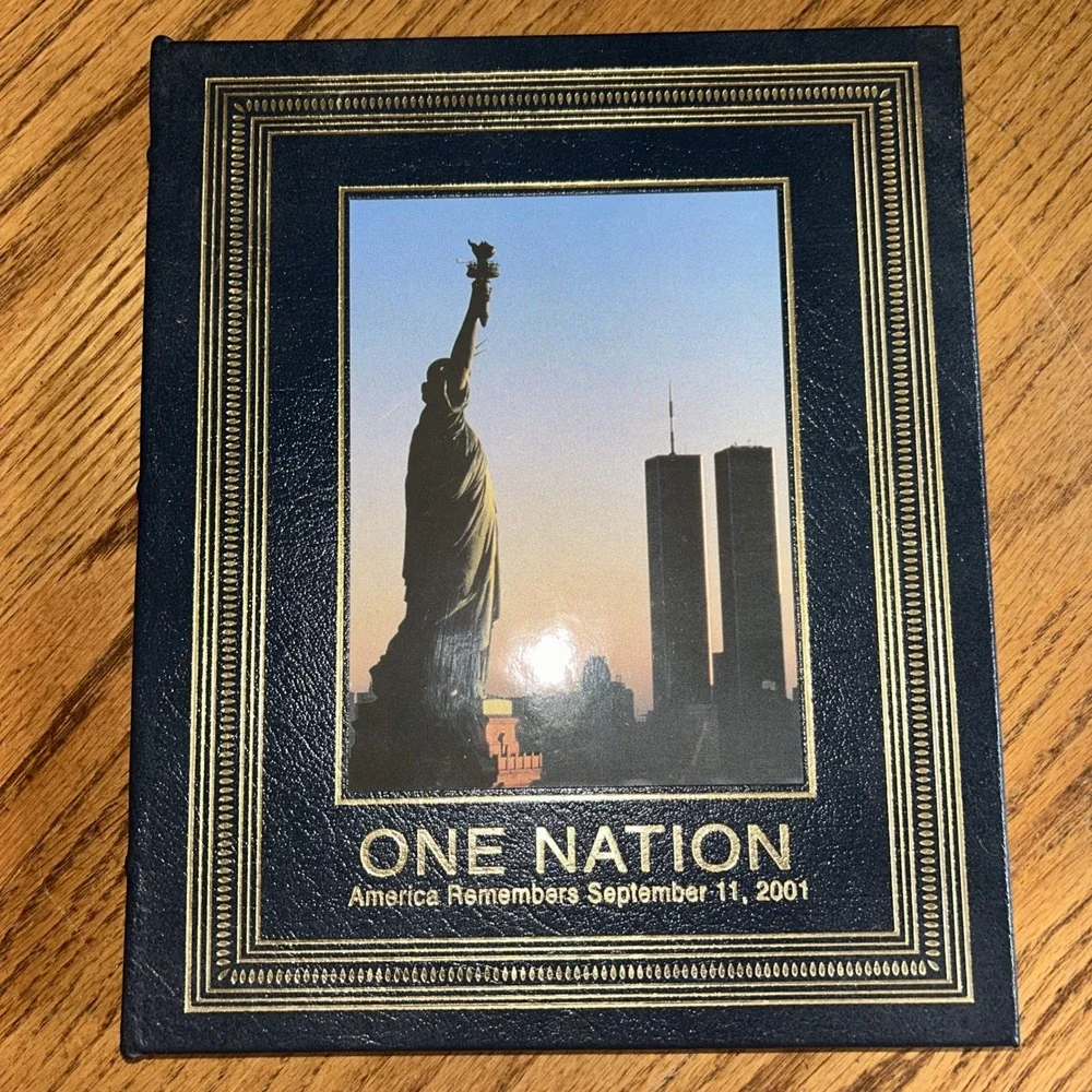 ONE NATION America Remembers September 11, 2001 Leather Bound EASTON PRESS  USA‎