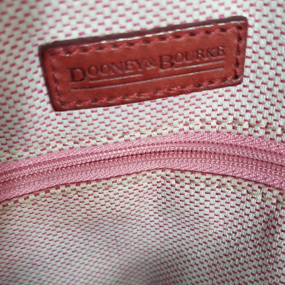 Dooney & Bourke authentic dooney