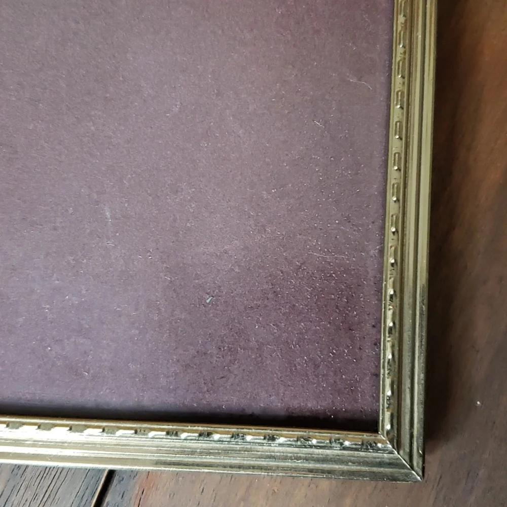Vintage Antique Gold Free Standing 8x10 Picture Frame
