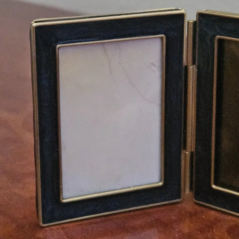 RARE JAY STRONGWATER BEE FLOWER DELFT GARDEN TRAVEL FOLDING CRYSTAL ENAMEL FRAME