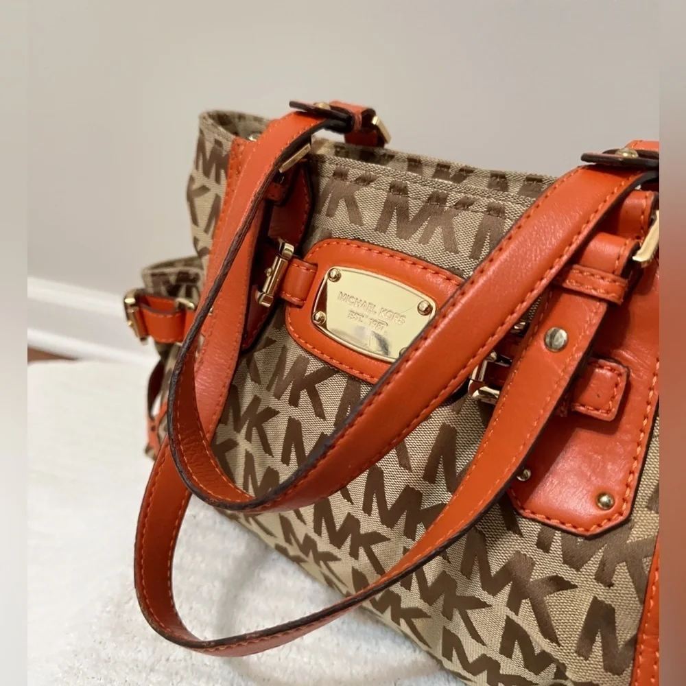 MICHAEL KORS SIGNATURE MONOGRAM GANSEVOORT BEIGE TANGERINE SATCHEL BAG